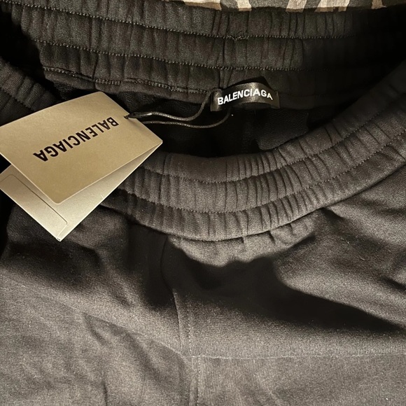 Balenciaga Sweats - Picture 3 of 4